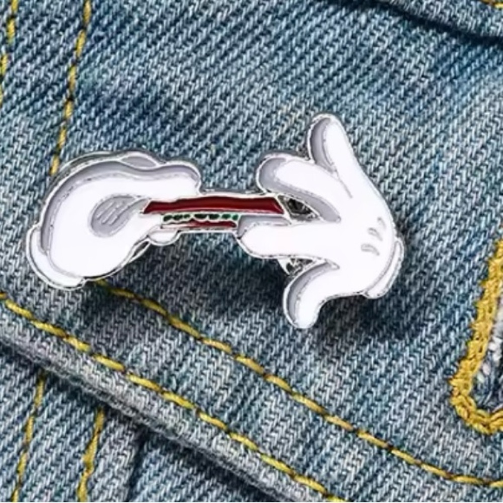 Dope Enamel Pin Rolling up Enamel Pin